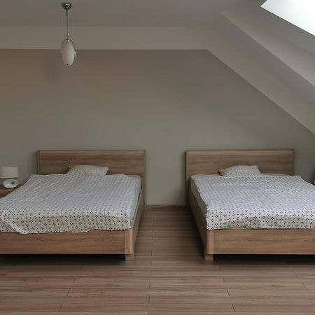 סלאופסק Konarskiego Apartments מראה חיצוני תמונה