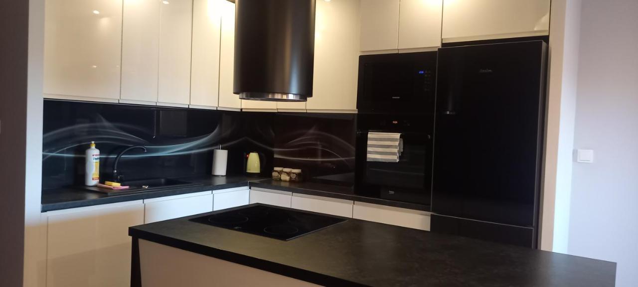 סלאופסק Konarskiego Apartments מראה חיצוני תמונה