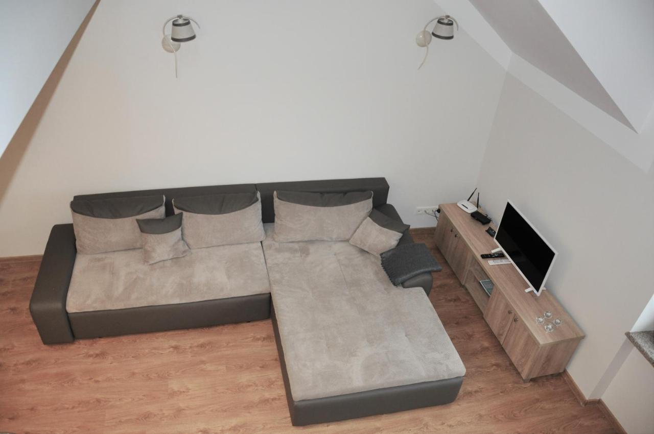 סלאופסק Konarskiego Apartments מראה חיצוני תמונה