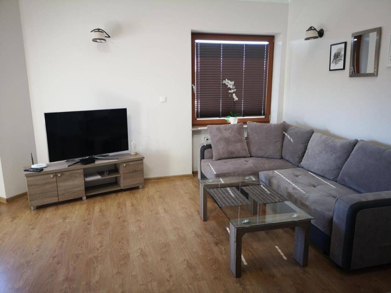 סלאופסק Konarskiego Apartments מראה חיצוני תמונה
