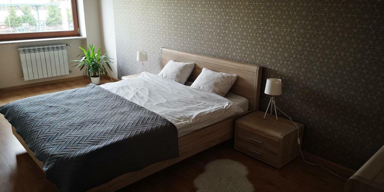 סלאופסק Konarskiego Apartments מראה חיצוני תמונה