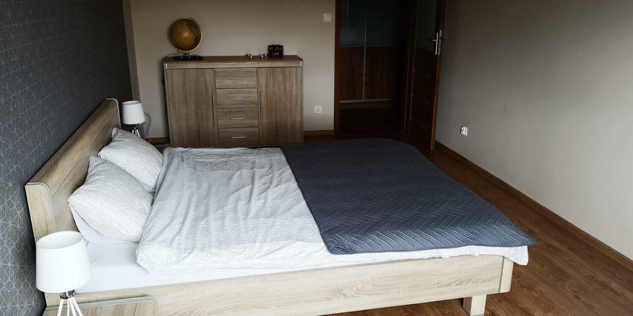 סלאופסק Konarskiego Apartments מראה חיצוני תמונה