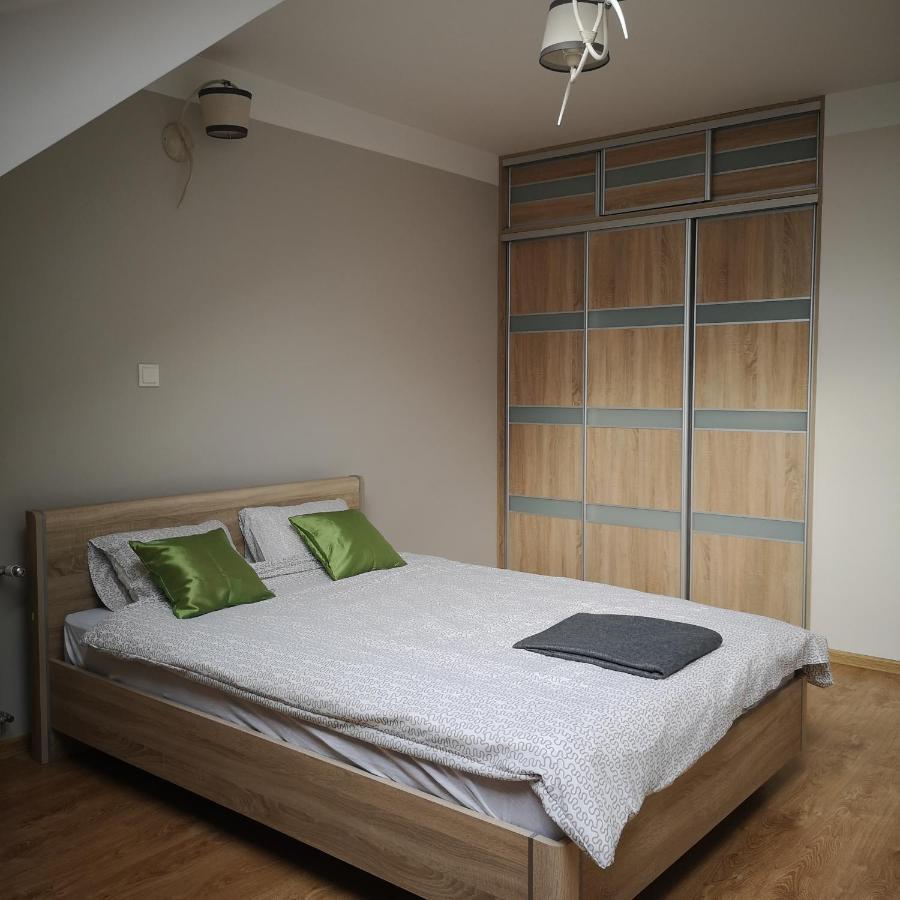 סלאופסק Konarskiego Apartments מראה חיצוני תמונה